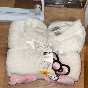 Hello Kitty Fuzzy White and Pink Pajama Set